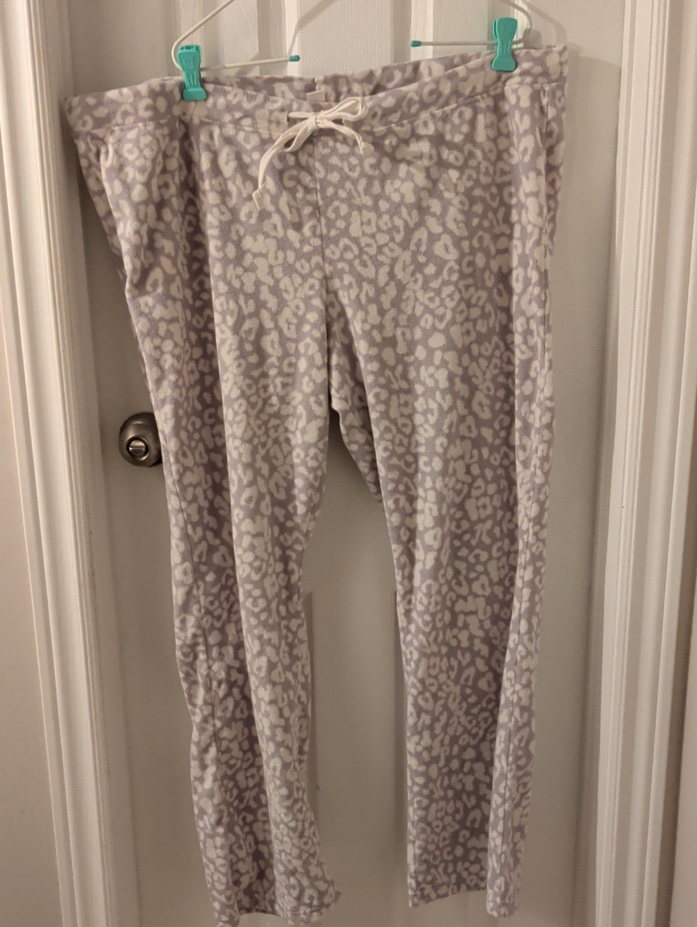 Cozy Leopard Print Lounge/Pj Pants in Light Gray & Cream